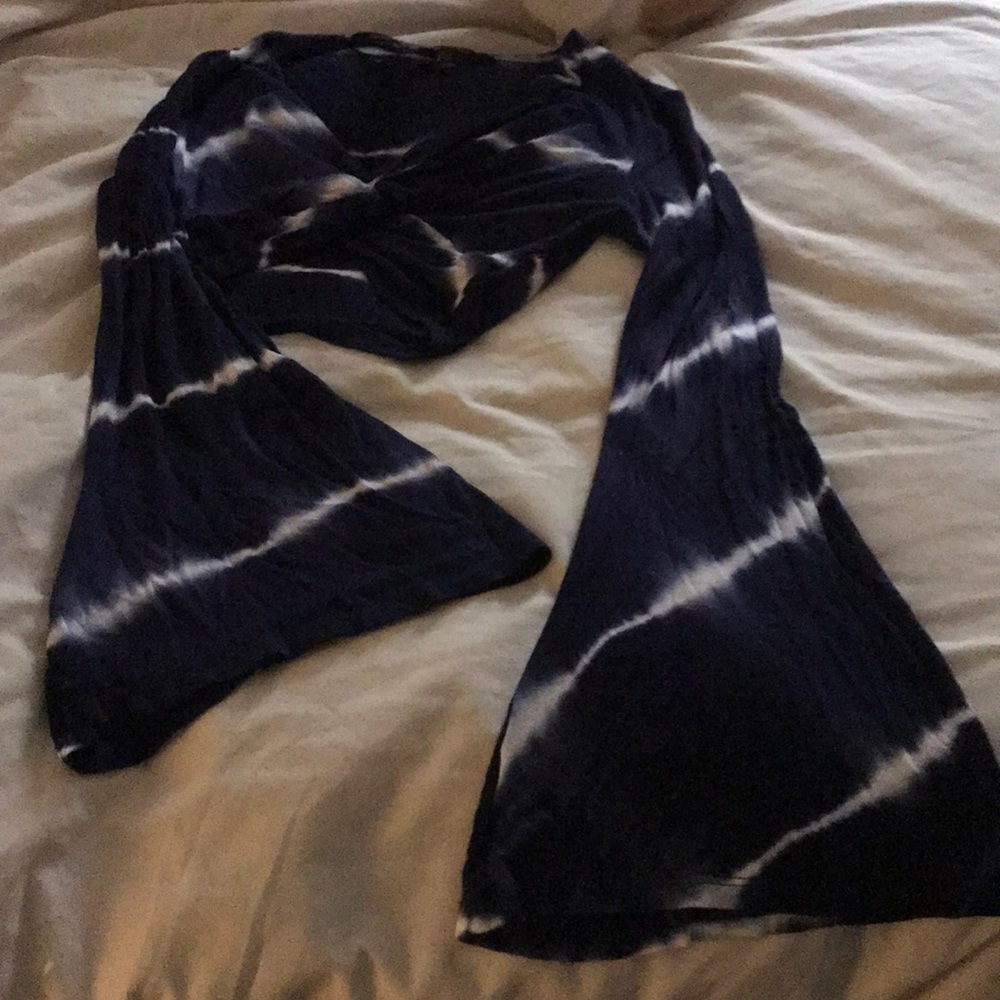 Bell bottom crop top!!